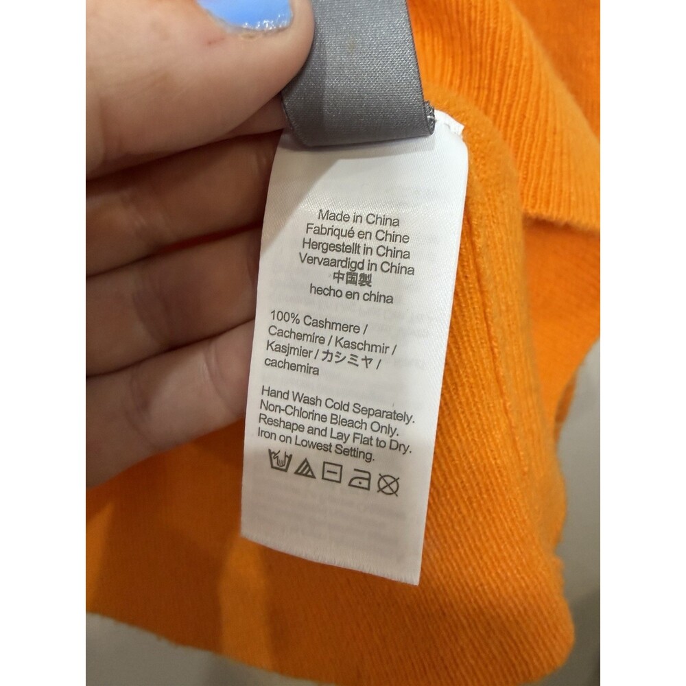 J. Crew Cashmere Classic Fit crewneck sweater Size Medium Orange Soft Classic - Picture 5 of 7